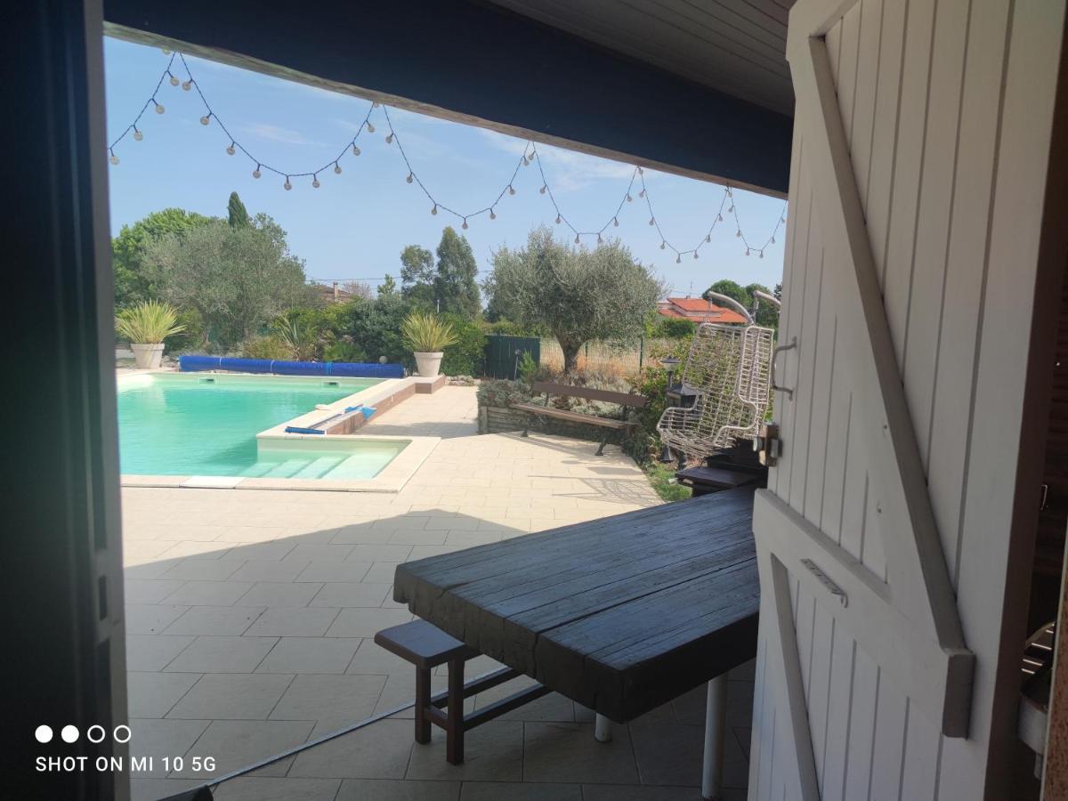 Le Gite Du Font Blanque Campsas Bagian luar foto